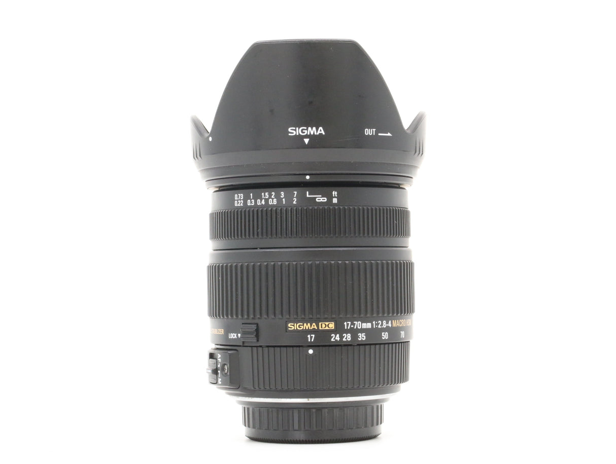 Sigma 17-70mm f/2.8-4 DC OS HSM Macro - Pentax Fit