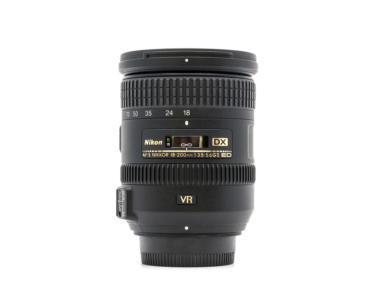 Nikon AF-S DX Nikkor 18-200mm f/3.5-5.6G IF-ED VR II