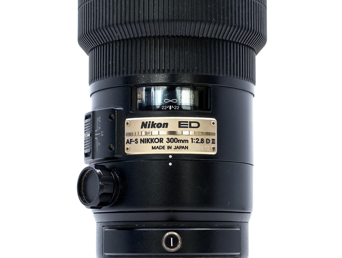 Nikon AF-S Nikkor 300mm f/2.8D IF-ED II – Camera Market