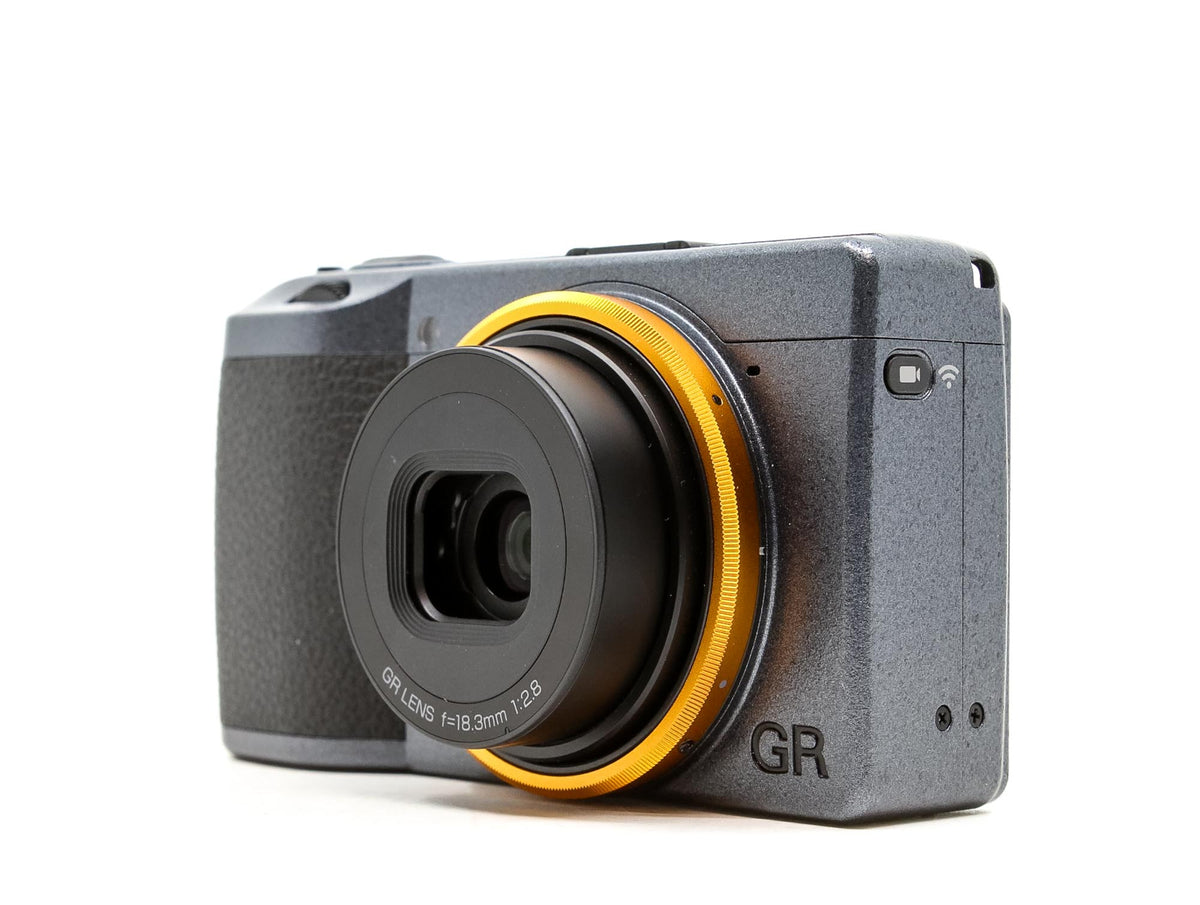 Descubre las increíbles características de la Ricoh GR III Street