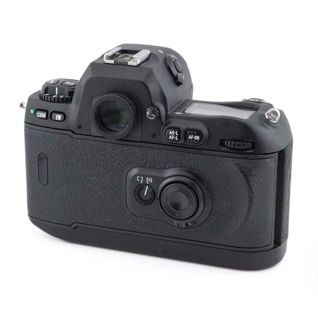 Nikon F100 (Only Body) - 35mm SLR Film Camera Nikon F100 (Only Body) - 35mm SLR Film Camera