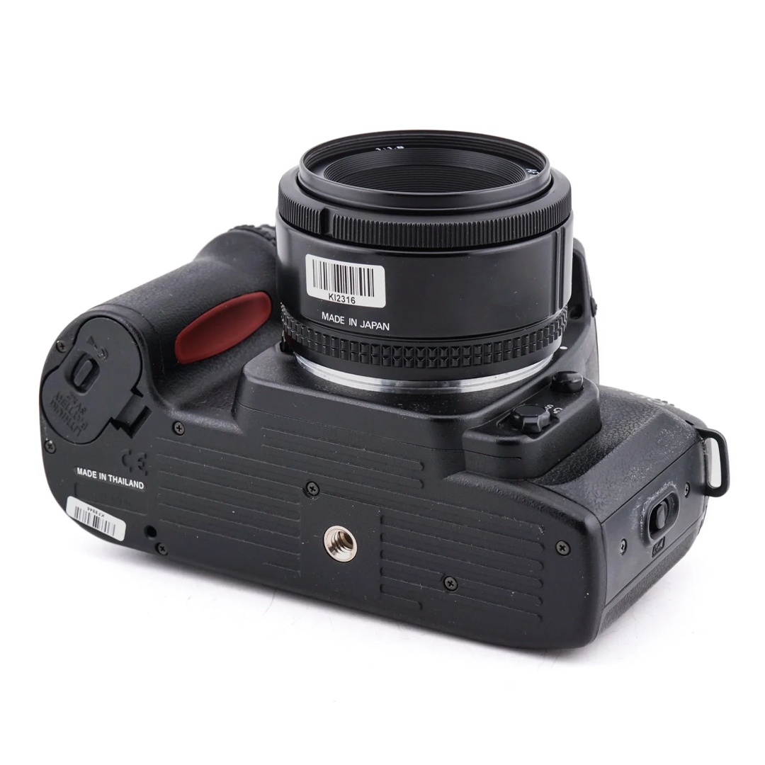 Nikon F80 一眼レフカメラ 50ミリf1.4 35ミリ〜70ミリ Buy your Nikon F80 Vintage Analog Camera + 50mm f1.8 AF Nikkor