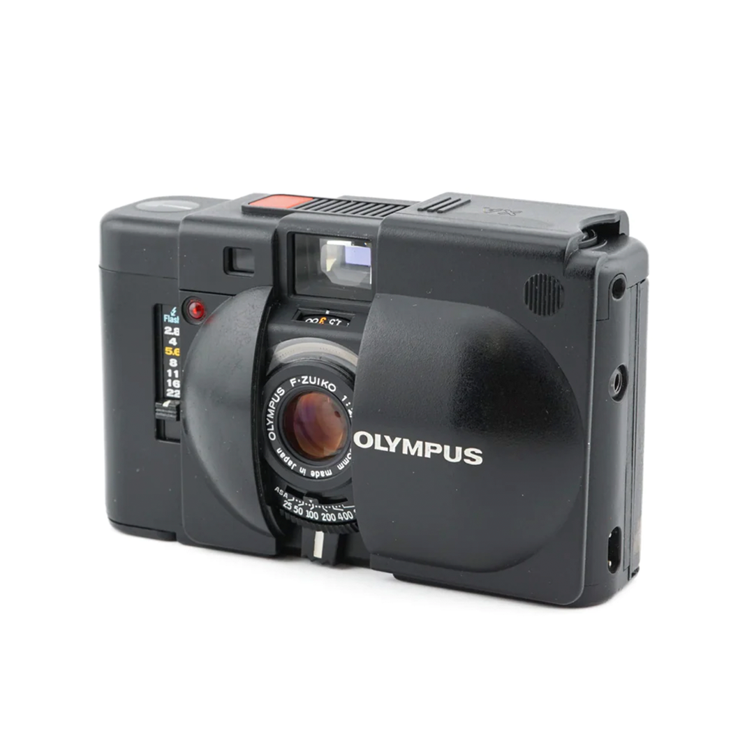 Olympus XA f/2.8 - 35mm Filmcamera kopen · hoofdafbeelding