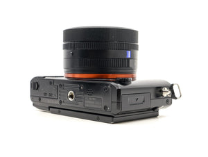 Sony Cyber-shot DSC-RX1R Mark II - segunda mano - excelente estado - detalle 2 de 4 - SKU 3798357 - Camera Market