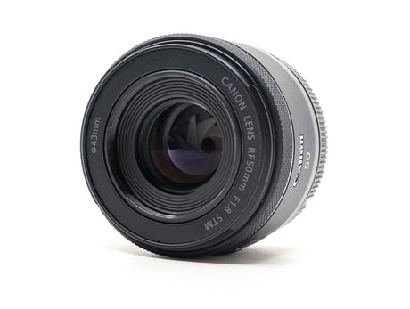 Canon RF 50mm f/1.8 STM - segunda mano - excelente estado - detalle 2 de 3 - SKU 3781622 - Camera Market