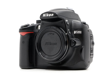 Nikon D5000 - segunda mano - excelente estado - foto principal - SKU 3712364 - Camera Market