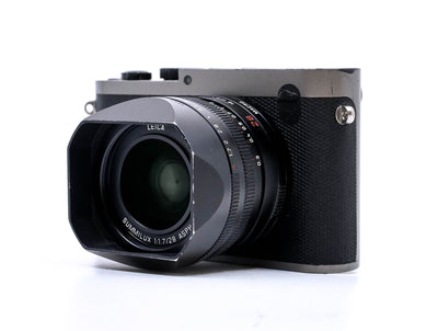 Leica Q (Typ 116) Titanium Grijze Editie