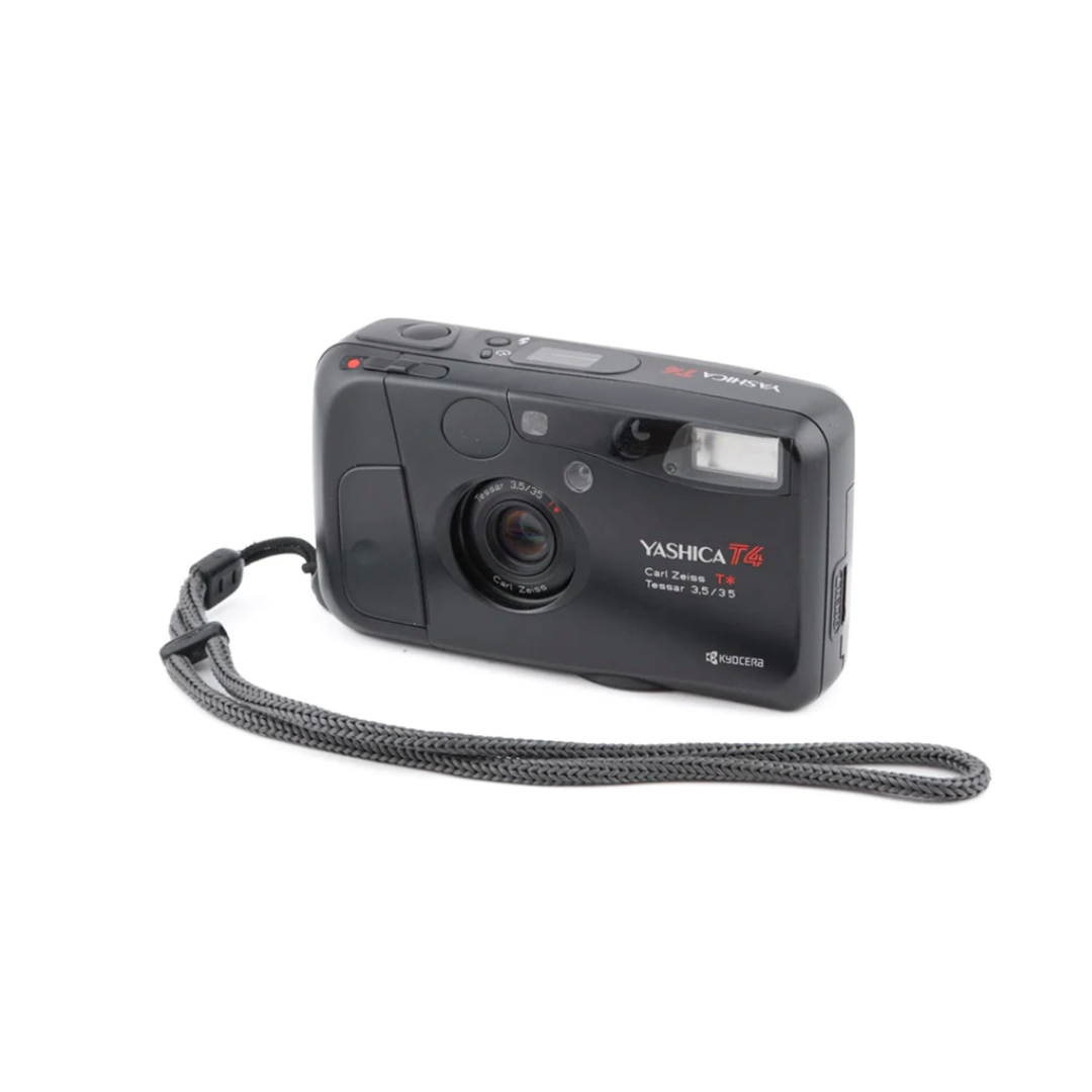 Yashica T4 Carl Zeiss - 35mm Filmcamera · hoofdafbeelding