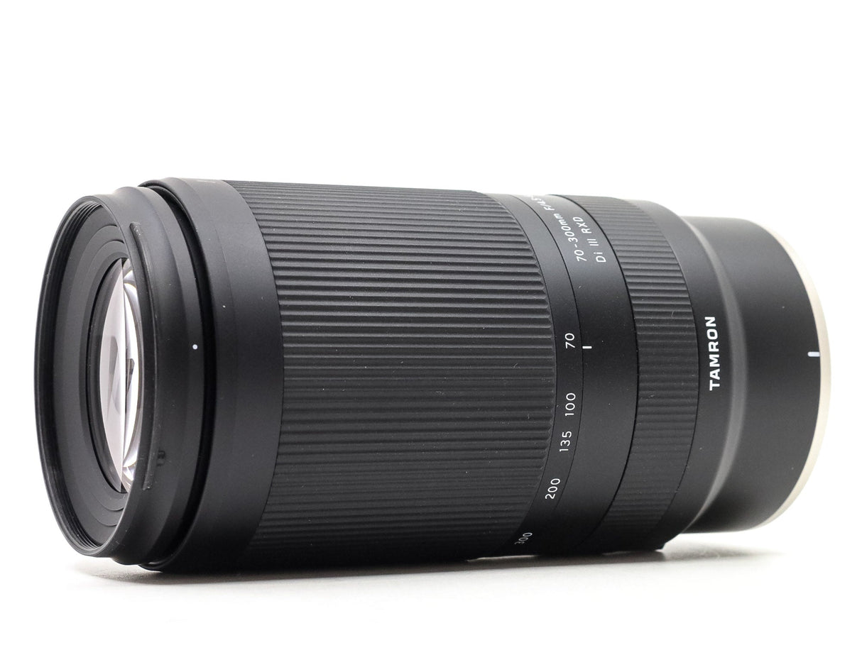 Tamron 70-300mm f/4.5-6.3 Di III RXD - Nikon Z Fit - segunda mano - excelente estado - detalle 2 de 3 - SKU 3787632 - Camera 