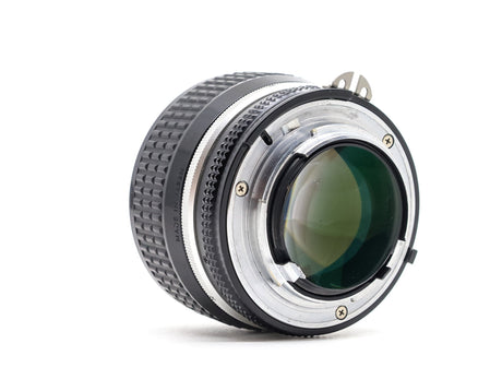 Nikon Ai-S Nikkor 50mm f/1.2 - segunda mano - excelente estado - detalle 3 de 3 - SKU 3794215 - Camera Market