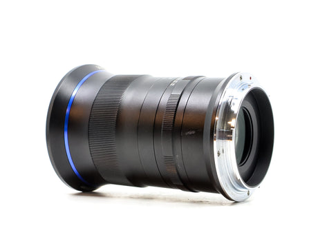 Venus Laowa 17mm f/4 GFX Zero-D - Fujifilm GFX Fit - segunda mano - buen estado - detalle 2 de 4 - SKU 3717274 - Camera Marke