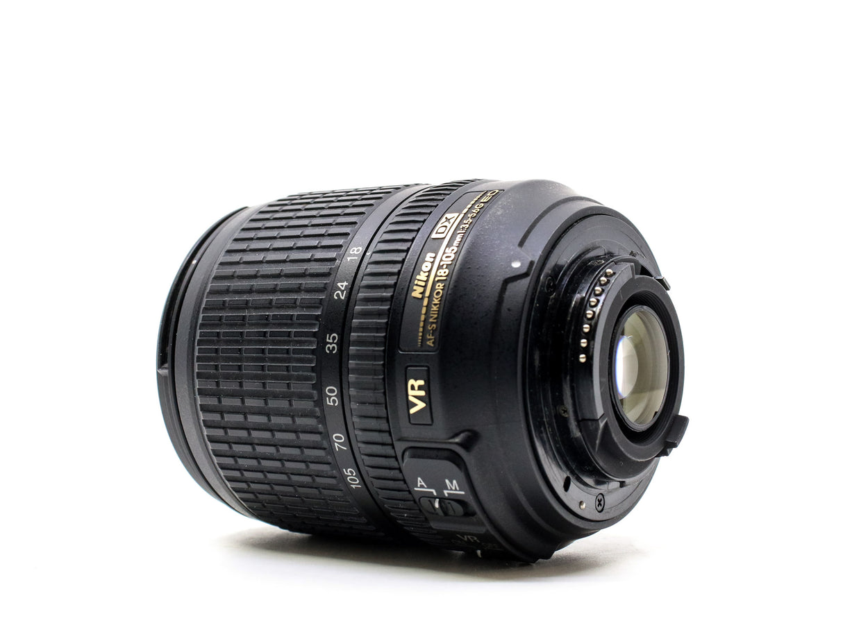 Nikon AF-S DX Nikkor 18-105mm f/3.5-5.6G ED VR - segunda mano - excelente estado - detalle 4 de 6 - SKU 3704668 - Camera Mark