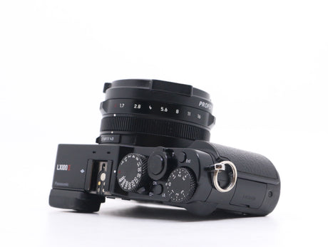 Panasonic Lumix DC-LX100 II - segunda mano - excelente estado - detalle 4 de 6 - SKU 3514423 - Camera Market