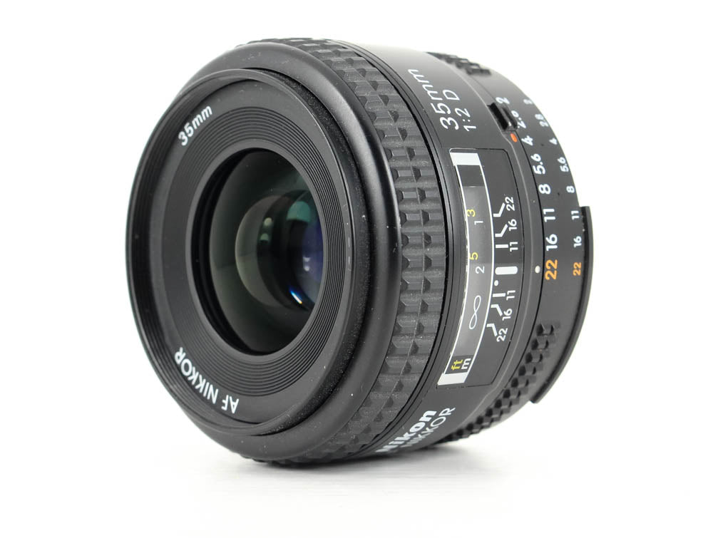 Nikon AF Nikkor 35mm f/2D - segunda mano - excelente estado - detalle 4 de 4 - SKU 3714754 - Camera Market