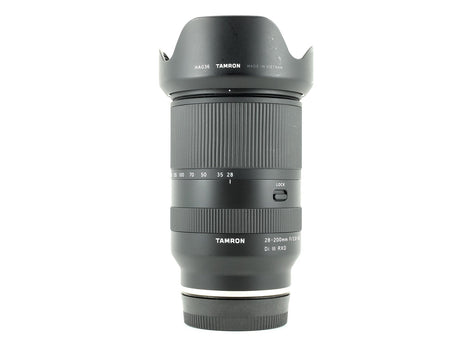 Tamron 28-200mm f/2.8-5.6 Di III RXD - Monture Sony FE