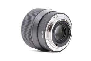 Sigma 56mm f/1.4 DC DN Contemporary - Sony E Fit - segunda mano - excelente estado - detalle 5 de 5 - SKU 3717962 - Camera Ma