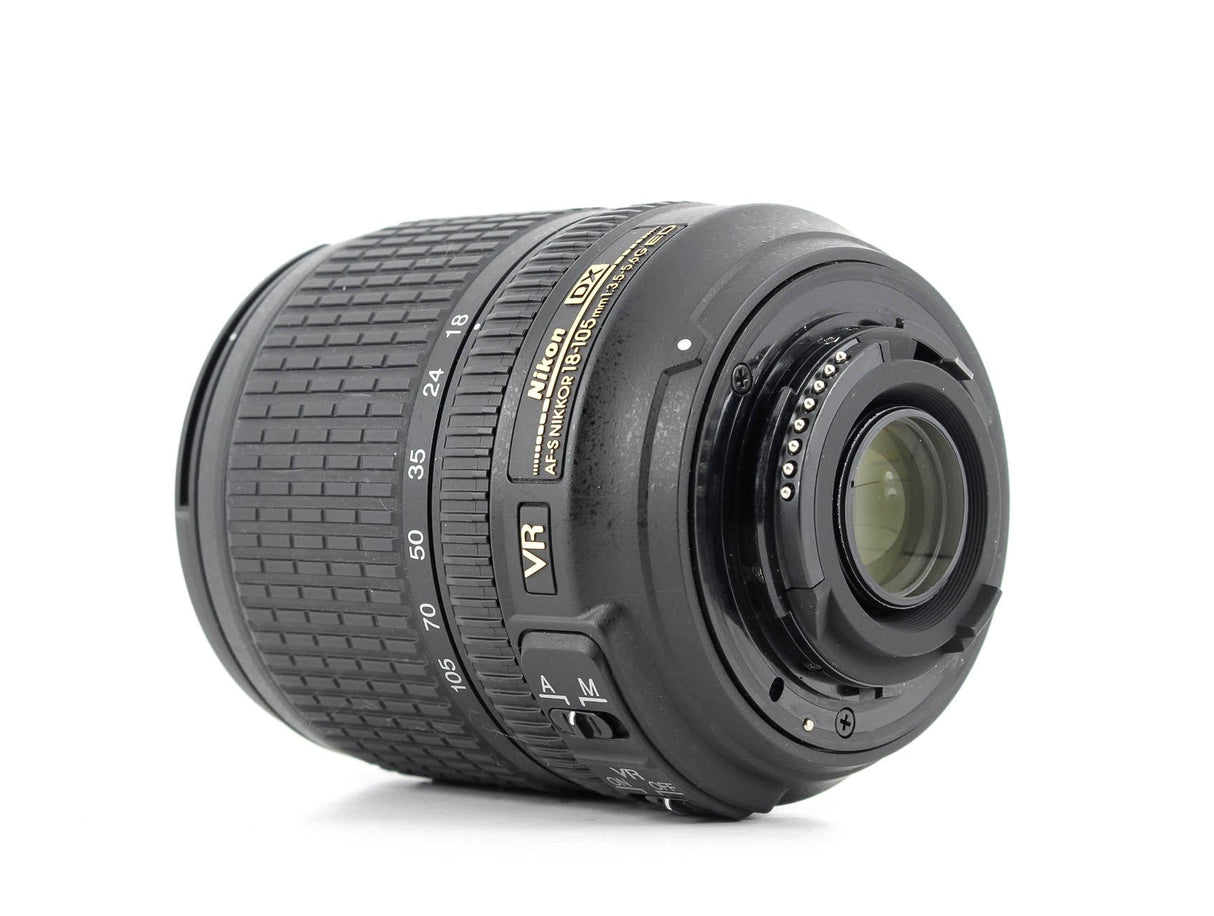 Nikon AF-S DX Nikkor 18-105mm f/3.5-5.6G ED VR - segunda mano - excelente estado - detalle 6 de 6 - SKU 3787724 - Camera Mark