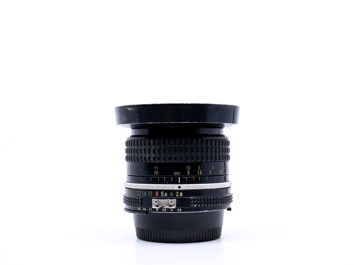 Nikon Ai-S Nikkor 24mm f/2.8 · imagen principal
