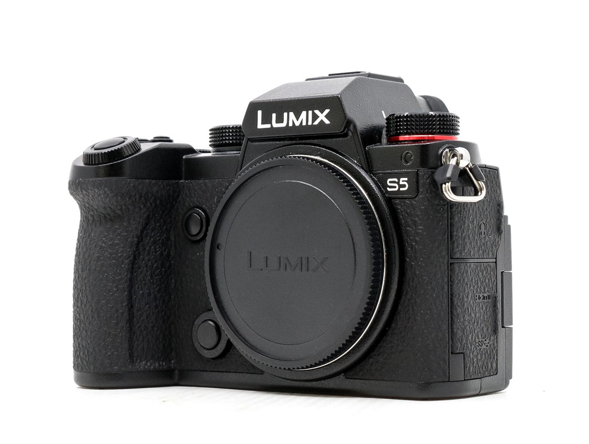 Panasonic Lumix DC-S5 · Hauptbild