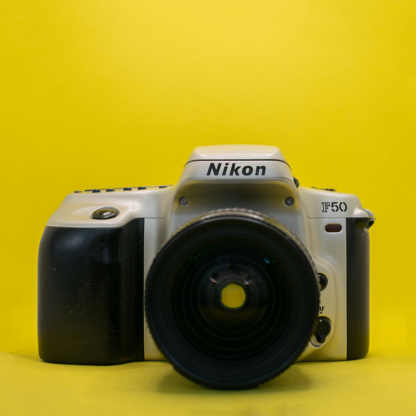 Nikon F50 - Fotocamera classica reflex 35 mm · immagine principale